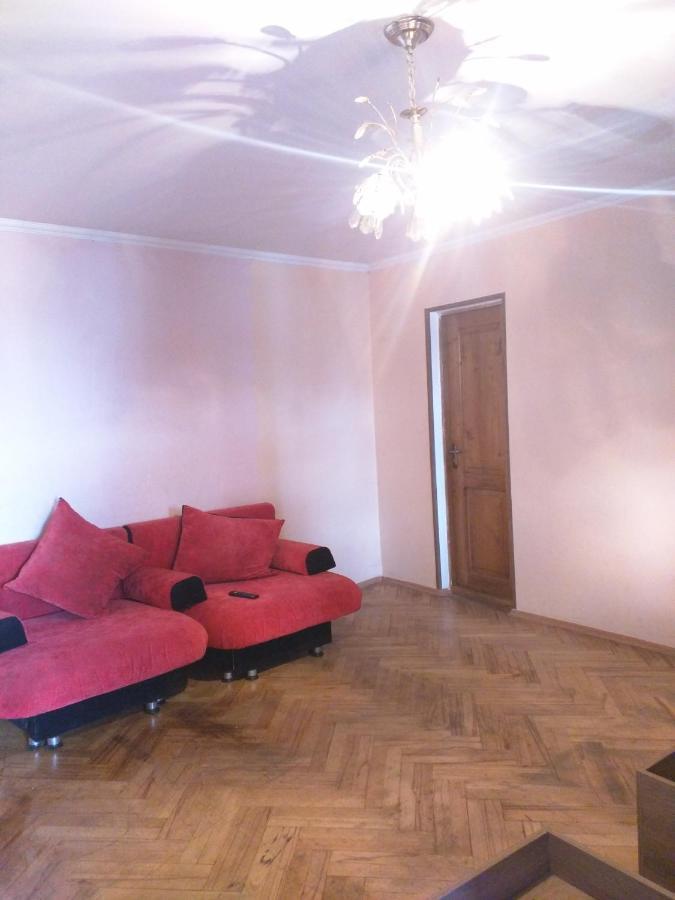 Your Hostel Τυφλίδα Εξωτερικό φωτογραφία
