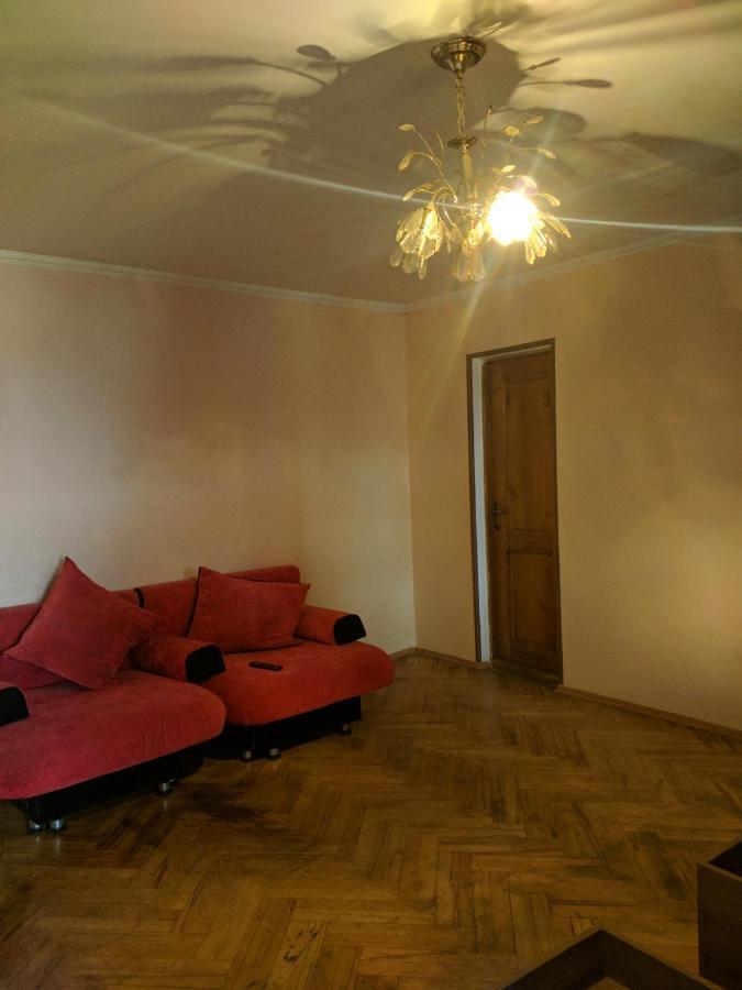 Your Hostel Τυφλίδα Εξωτερικό φωτογραφία